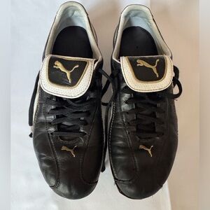PUMA KING MCMLXVIII MENS SOCCER CLEATS SIZE 8